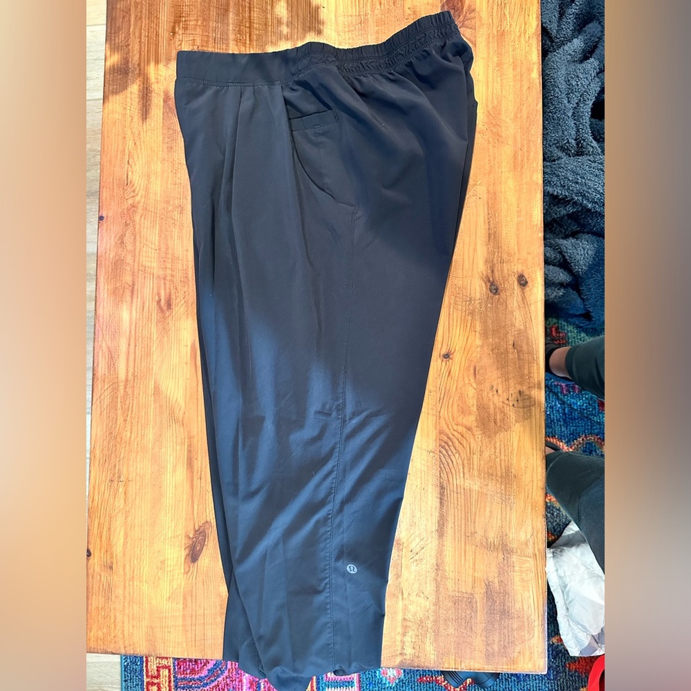 Lululemon trousers / joggers